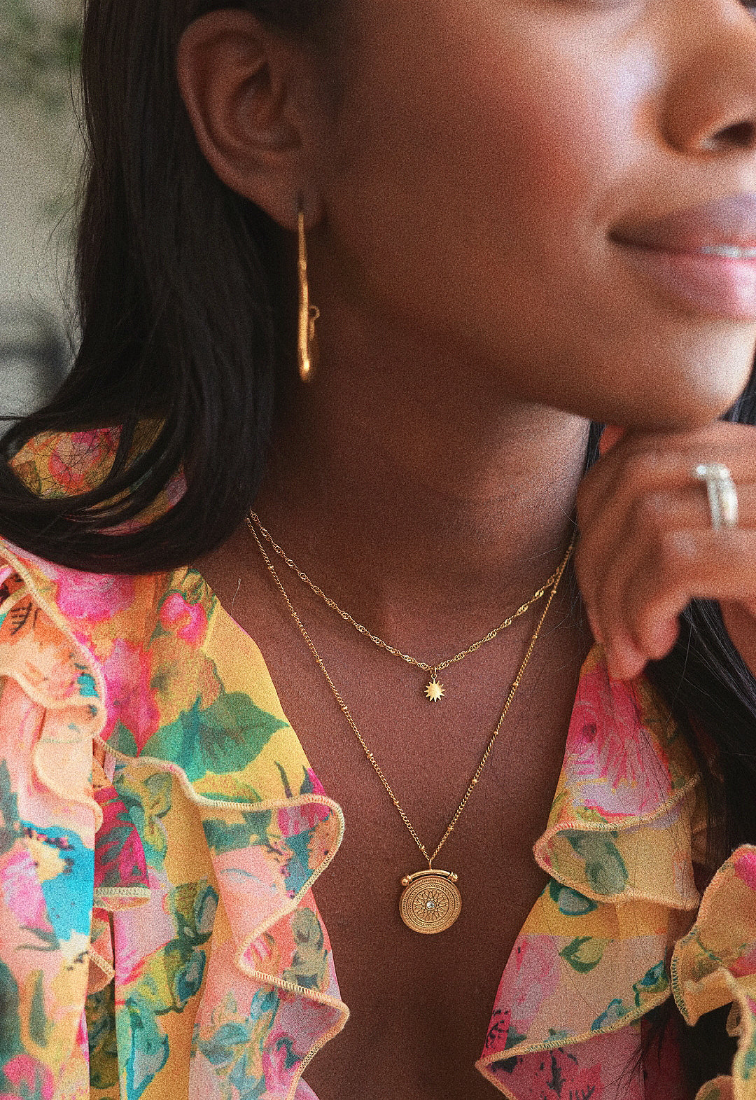18K gold dainty layered necklace with small star & larger medallion pendant - Hypoallergenic & Non-Tarnish 18K Gold Jewelry